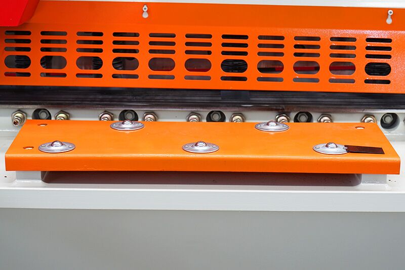 sheet metal brake and shear for sale hydraulic sheet metal shearing machine (1) sheet metal brake and shear for sale hydraulic sheet metal shearing machine