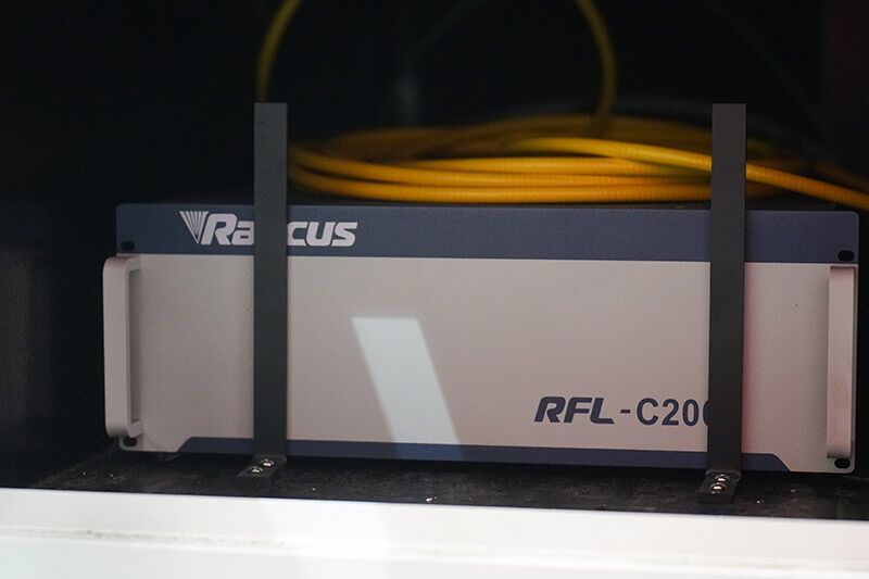 fiber laser cutting machine for sale fiber optic laser cutter (1) fiber laser cutting machine for sale fiber optic laser cutter